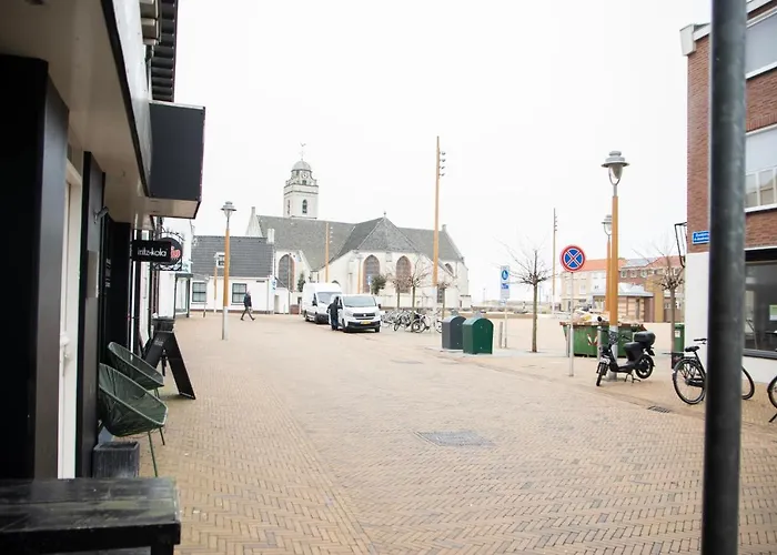 Huisje De Strandjutter Katwijk aan Zee photo