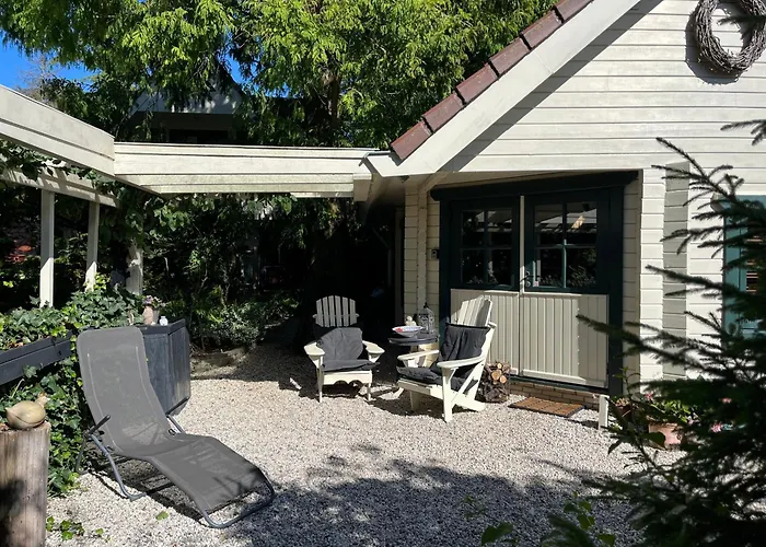 Cosy & Natural *Fireplace*Garden*2 Bikes Villa Heinenoord photo