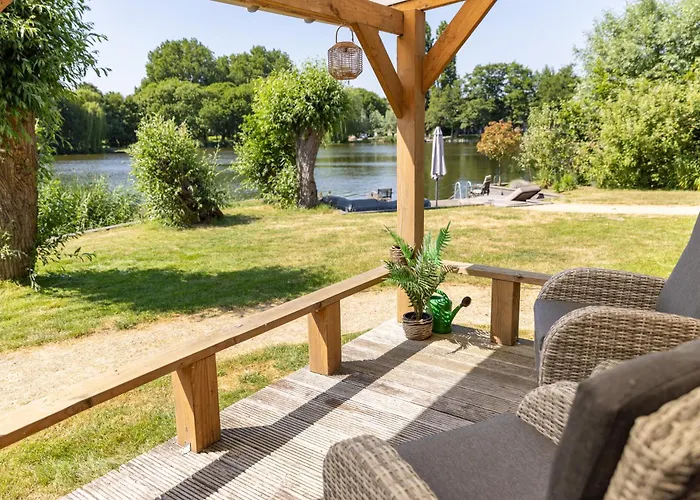 Gezellig Ruim Landelijk Huisje Aan Het Water Spijkenisse photo