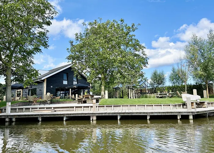 Hoeve Buytenhout Delft photo