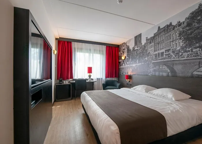 Bastion Hotel Barendrecht photo